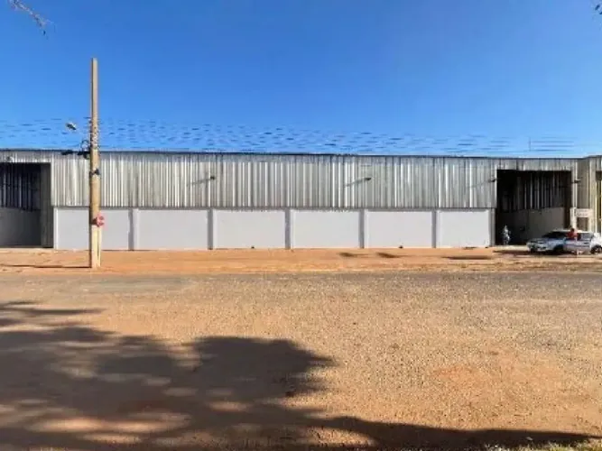 Imóvel Comercial 808 m² (área construída) - Chapadão do Sul - MS