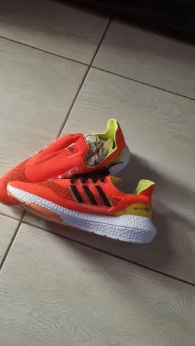 Tênis Adidas 1ª linha n:43