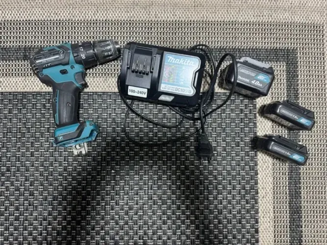 Makita HP332D brushless (sem escova de carvão) + baterias