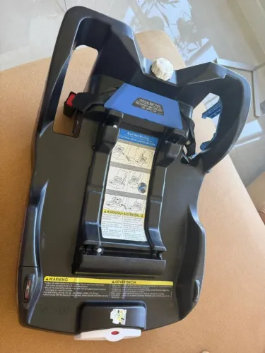Base para carro do carrinho/cadeirinha Doona, com sistema americano LATCH