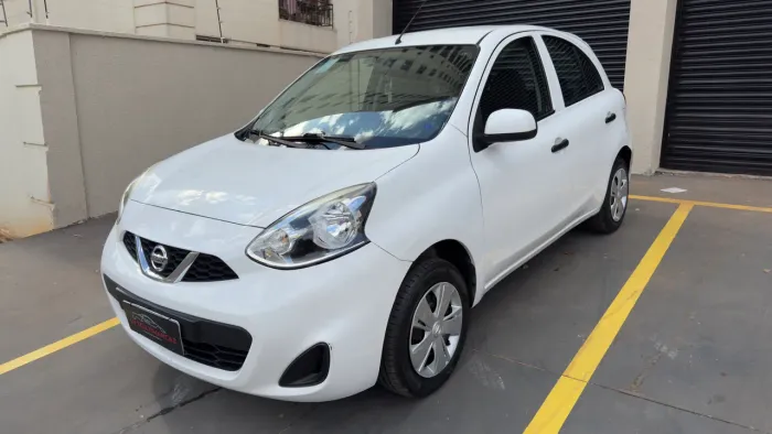 Nissan March S 1.0 12V Flex 5P 2017