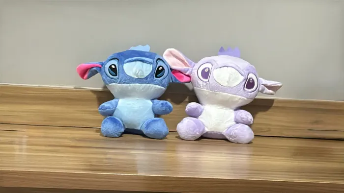 2 pelúcias Stitch