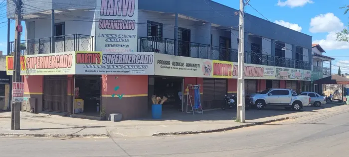 Vendo supermercado completo.