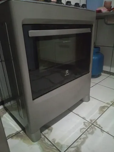 Vendo fogão Eletrolux