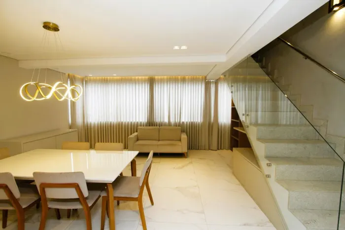 Apartamento à Venda - Buritis, 4 Quartos, 232 m2
