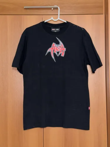 Camiseta HIGH x MARVEL homem aranha preta PP