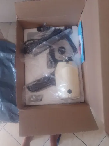 Máquina de corte bege 4 polegadas nova sem uso. .