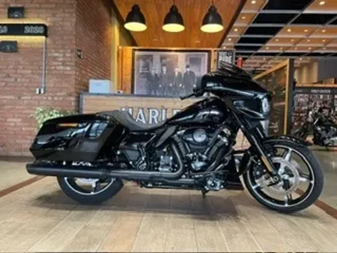 STREET GLIDE 2024 IMPECAVÉL