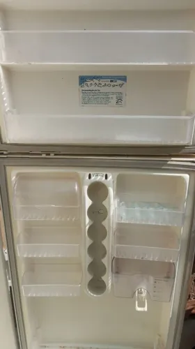 Geladeira Electrolux Premium 