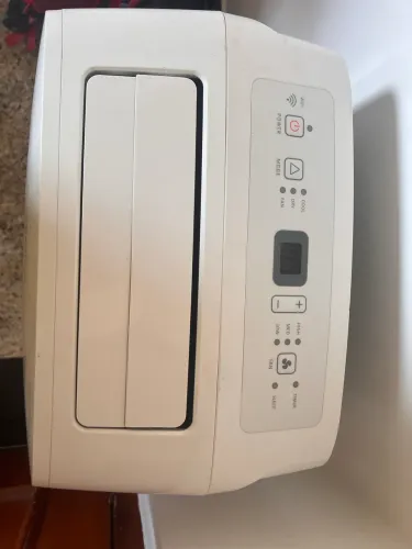 Ar condicionado portátil Hisense 12.000 BTU branco