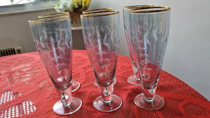 TAÇAS