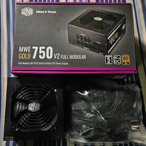 Fonte 750w Cooler Master