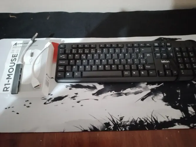 Kit Gamer Completo em Ótimo Estado