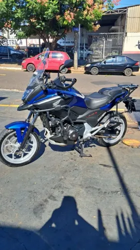 VENDE-SE NC 2 DONO MOTO NOVA