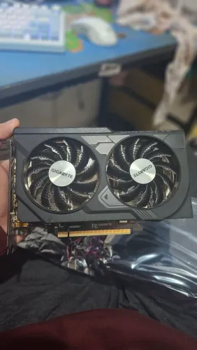 Placa de video RTX 4060 8gb, 2 memória RAM 8gb 3200mhz, fonte MSI 650w