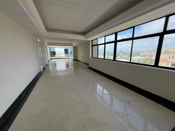 Cobertura - 3 Quartos - 3 Suítes - 249m²