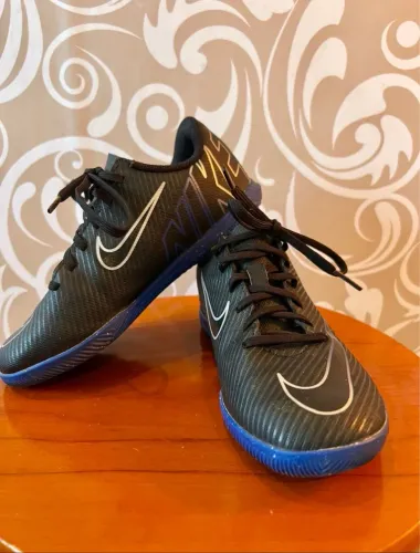 Chuteira infantil Nike Mercurial TAM 32