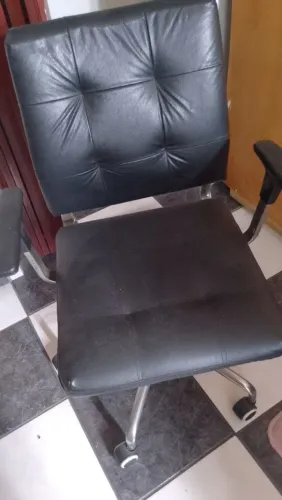 Cadeira Escritório preta