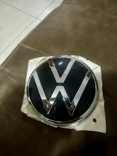Emblema volkswagen modelo novo