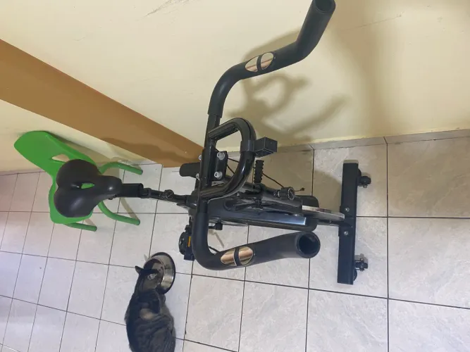 Bicicleta ergométrica usada