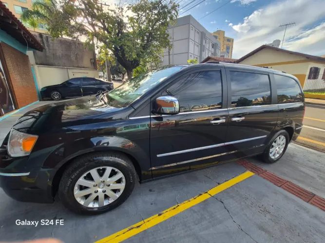 Chrysler Town & Country Limited 3.8 /3.6 V6 Aut. 2010