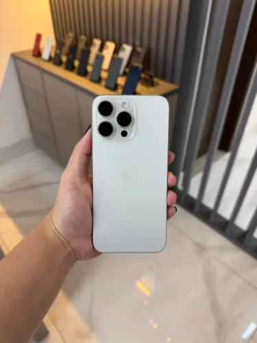 IPhone 15 Pro Max 256 gigas semi novo