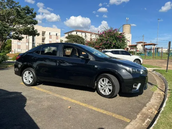 Toyota Corolla GLI 1.8 Flex 16V Aut. 2016