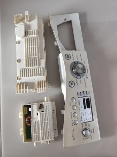 Placas usadas da máquina lava e seca LG 127v 8kg (Leva tudo por 500 reais)