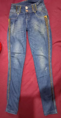 Calça Pitbull tamanho 40. Valor 180,00