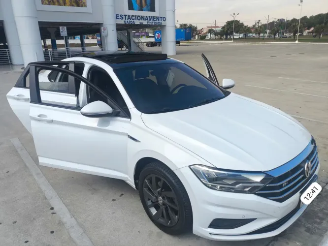 Volkswagen Jetta Comfort. 250 TSI 1.4 Flex 16V Aut. 2019