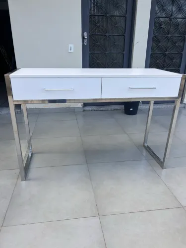 Mesa de Maquiagem / Penteadeira Profissional - Branca com estrutura em inox