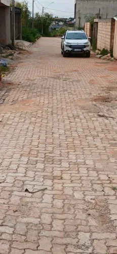 VENDO TERRENO EM ARNIQUEIRS AC.CARRO