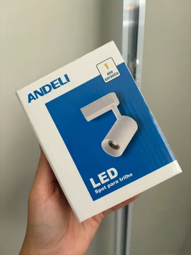 Kit trilho eletrificado + 4 spots LED