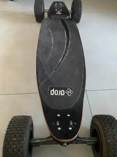 Skate caverboard