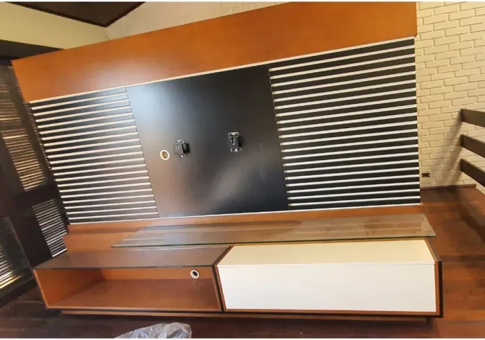 PAINEL DE TV