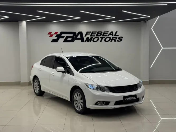 Honda Civic Sedan LXS 1.8/1.8 Flex 16V Aut. 4P 2014