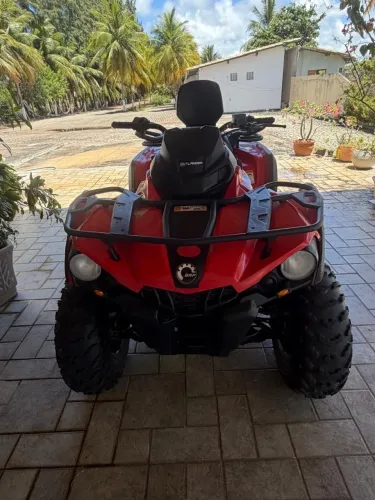 Vendo Quadriciclo Can-an 570CC 4x4 2023