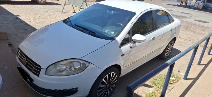 Fiat Linea Essence 1.8 Flex 16V 4P 2015