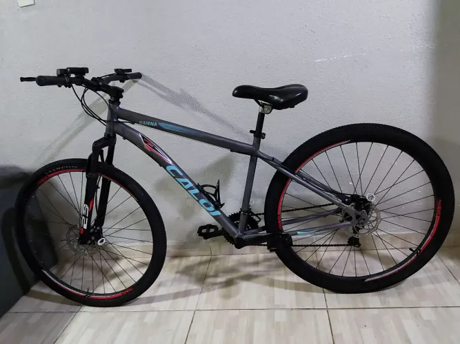 Bicicleta Caloi aro 29, freio a disco (entrego)