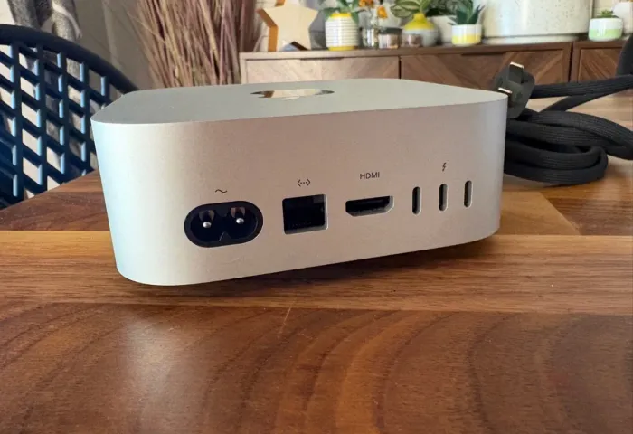 Mac Mini M4 512 gb 16 gb garantia até março de 2027