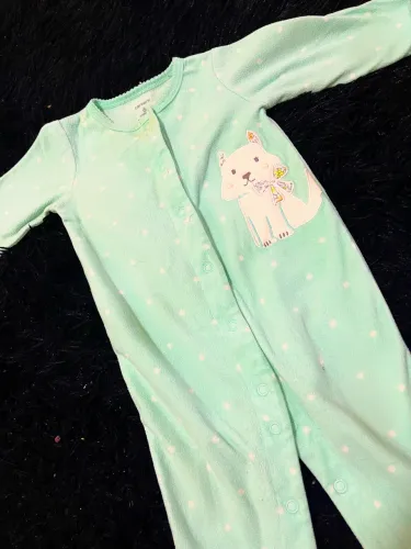 Roupinhas de bebe menina, de 0 a 6 meses, tudo muito bem cuidado