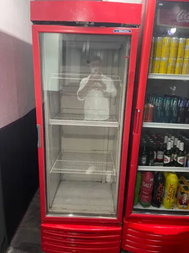 Freezer Expositor Vertical Metalfrio 