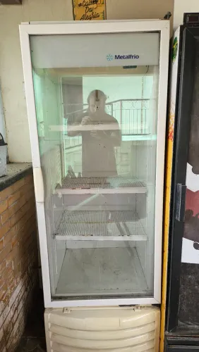 Freezer MetalFrio