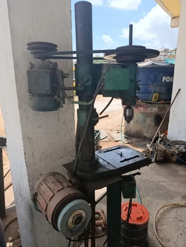 Furadeira de bancada