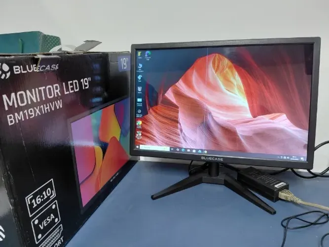 Monitor 19 Na Caixa Saída Hdmi e VGa Completo Leia a Descrição