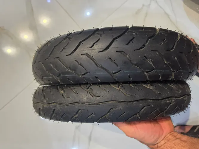 par de pneus novos originais da neo scooter yamaha