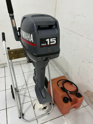 Motor de popa Yamaha 15 hp