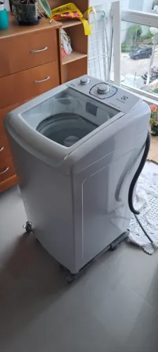 Máquina de Lavar Electrolux 8,5 kg LES09 220V Branca - R$ 850