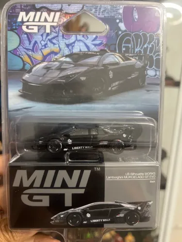 MiniGT Lamborghini