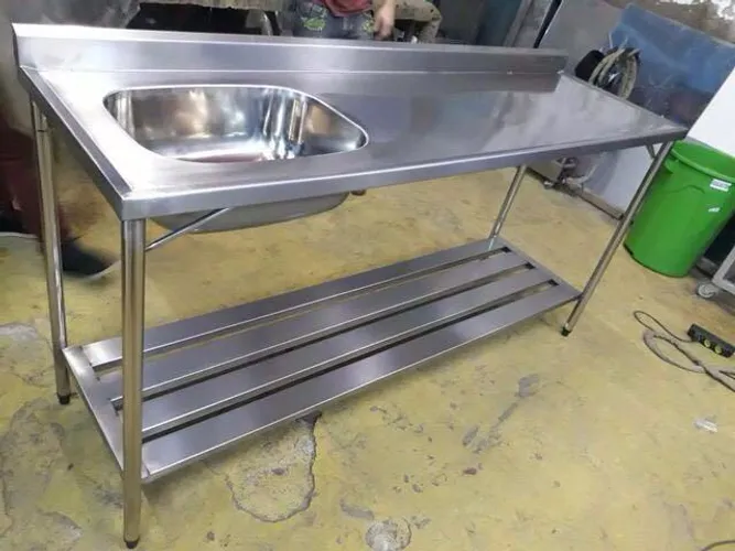 Pia industrial em aço inox escovado sob medida bancada com cuba